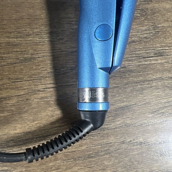 Babyliss pro miracurl curling machine in blue Outlet